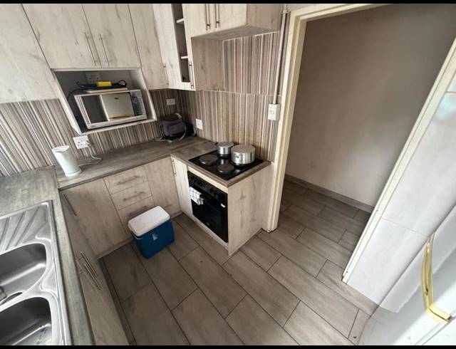 8 BEDROOM HOUSE FOR SALE IN VANDERBIJLPARK CW 5